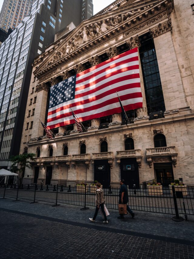 uk stock market opening times